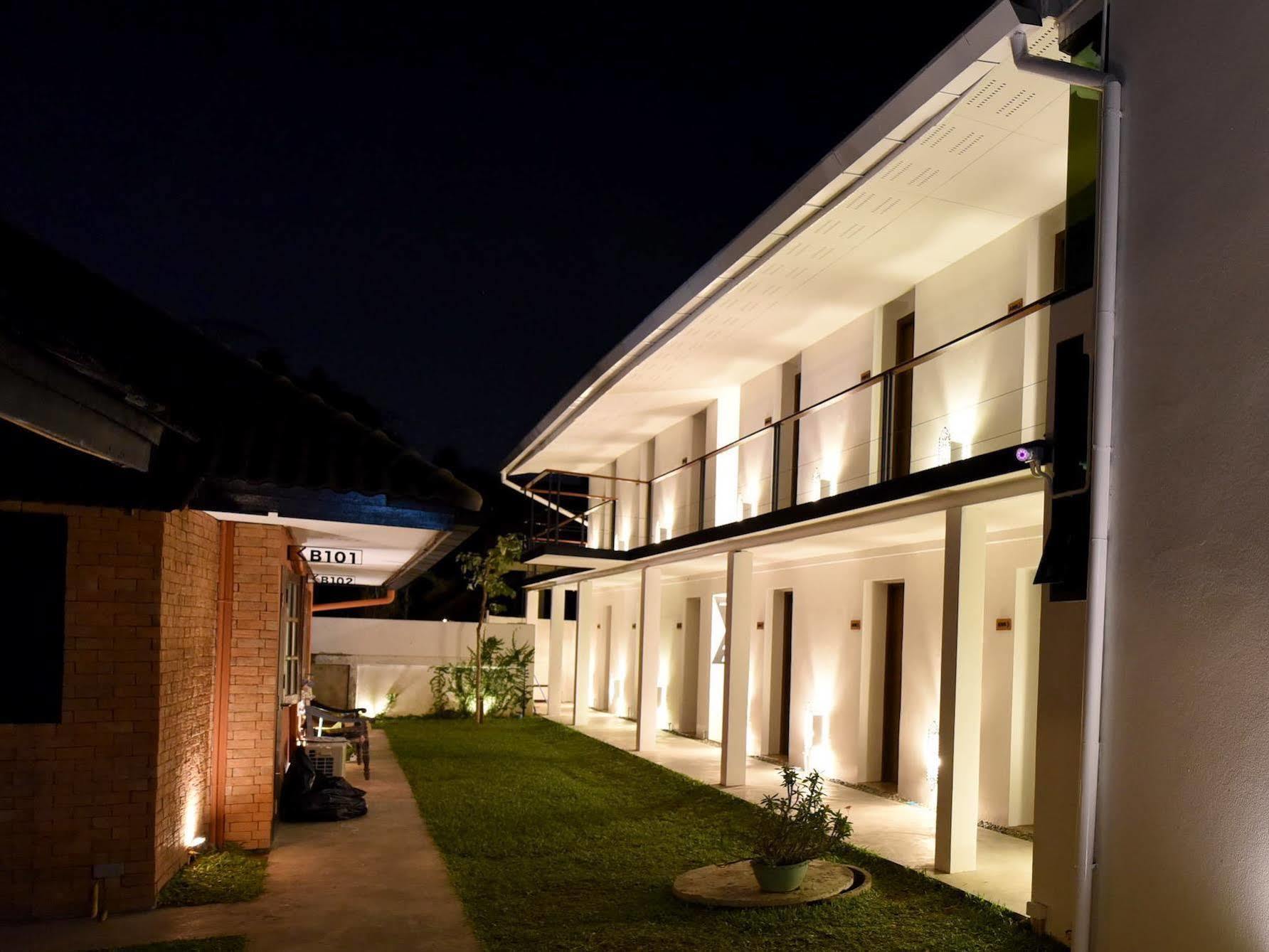 Chiang Mai Udee Hotel Exterior foto