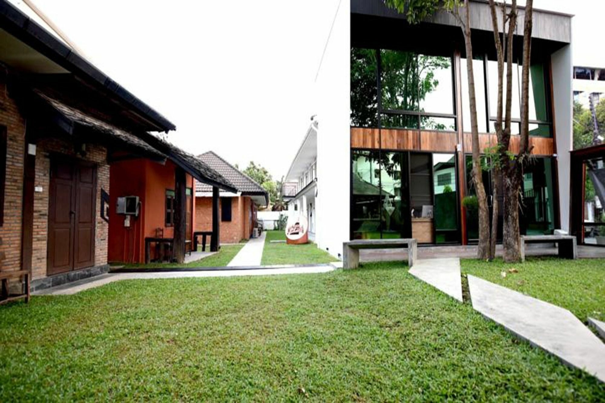 Chiang Mai Udee Hotel Exterior foto